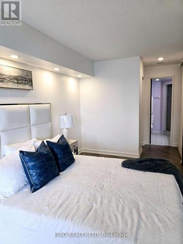 306 - 5 Rowntree Road S, Toronto, ON - Indoor Photo Showing Bedroom