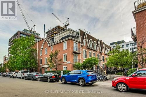 921 - 16 Laidlaw Street, Toronto, ON - Outdoor