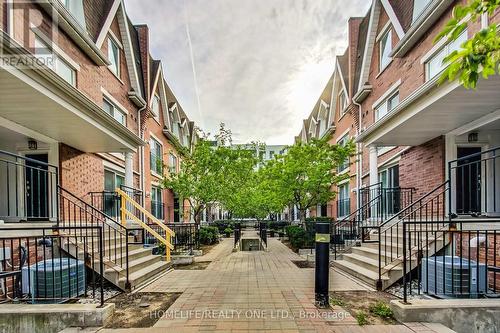 921 - 16 Laidlaw Street, Toronto, ON - Outdoor