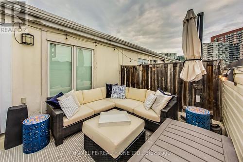 921 - 16 Laidlaw Street, Toronto, ON - Outdoor With Deck Patio Veranda With Exterior