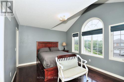 56 Castelli Court, Caledon, ON - Indoor Photo Showing Bedroom