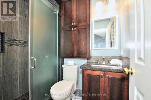 56 Castelli Court, Caledon, ON - Indoor Photo Showing Bathroom