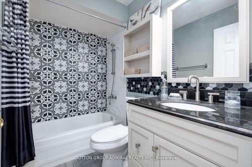 43 Crestridge Drive, Caledon (Bolton North), ON - Indoor Photo Showing Bathroom