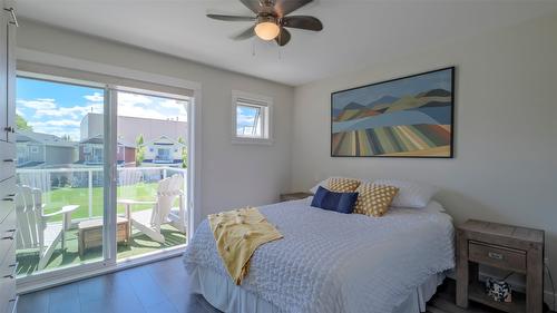 8-3750 West Bay Road, West Kelowna, BC - Indoor Photo Showing Bedroom