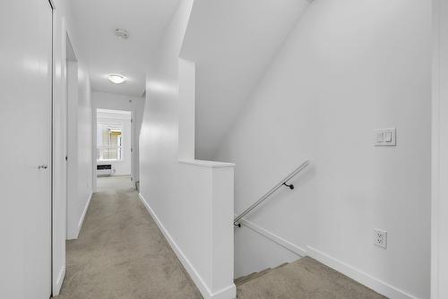 15-1811 Ambrosi Road, Kelowna, BC - Indoor Photo Showing Other Room