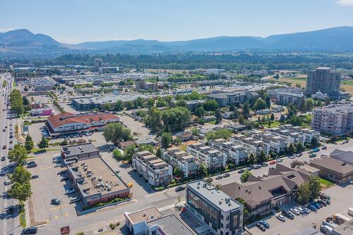 15-1811 Ambrosi Road, Kelowna, BC - Outdoor With View