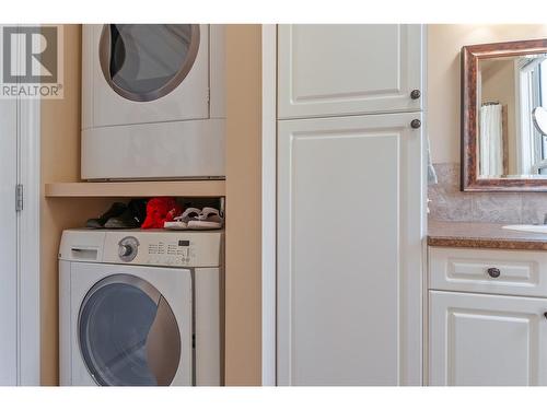 4354 Hwy 3 Highway Unit# 12 Lot# 2, Keremeos, BC - Indoor Photo Showing Laundry Room