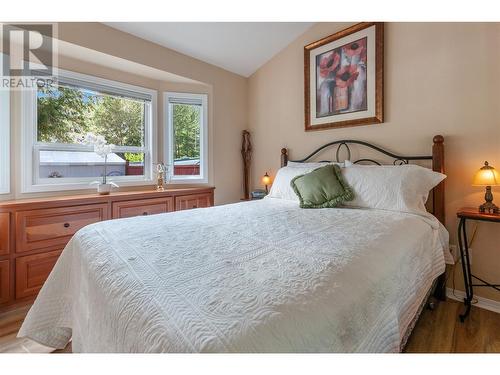 4354 Hwy 3 Highway Unit# 12 Lot# 2, Keremeos, BC - Indoor Photo Showing Bedroom