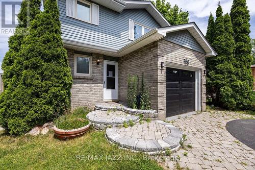 860 Cartref Avenue, Oshawa (Northglen), ON - Outdoor