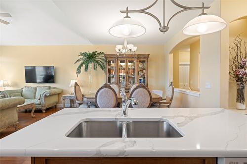 239-4035 Gellatly Road, West Kelowna, BC - Indoor Photo Showing Kitchen With Double Sink