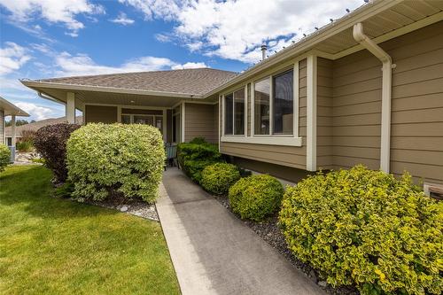 239-4035 Gellatly Road, West Kelowna, BC - Outdoor With Deck Patio Veranda