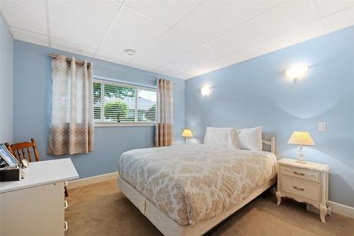 239-4035 Gellatly Road, West Kelowna, BC - Indoor Photo Showing Bedroom