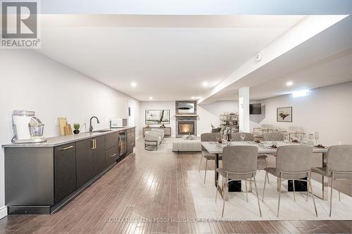 34 Camelot Square, Barrie (Innis-Shore), ON - Indoor Photo Showing Dining Room