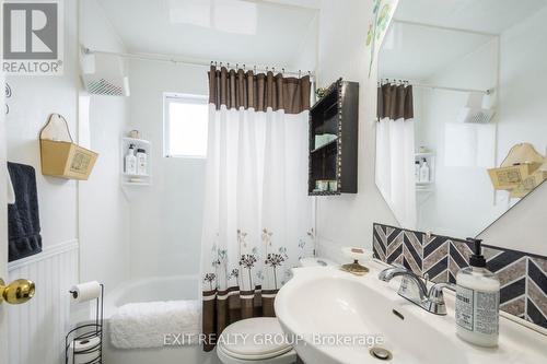 29 Ramsay Avenue, Quinte West, ON - Indoor Photo Showing Bathroom