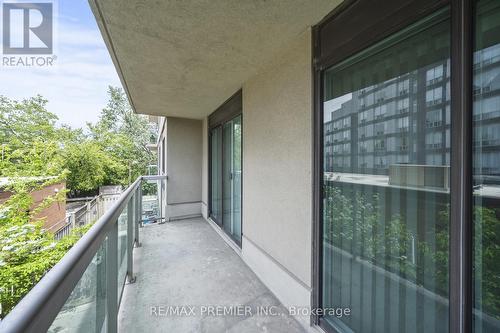 213 - 890 Sheppard Avenue, Toronto, ON - Outdoor With Balcony With Exterior