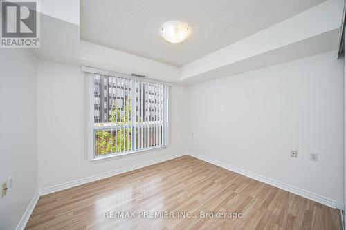 213 - 890 Sheppard Avenue, Toronto, ON - Indoor Photo Showing Other Room