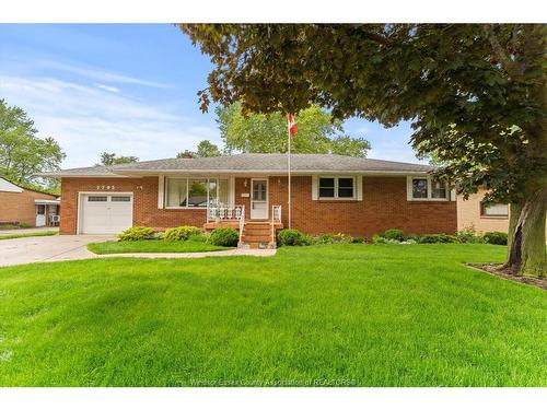 2705 Dominion Boulevard, Windsor, ON 