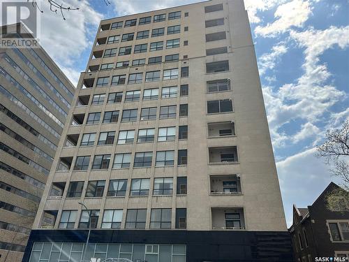 403 1901 Victoria Avenue, Regina, SK - Outdoor With Balcony With Facade