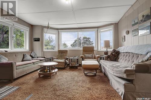 50 Pelican Drive, Pelican Pointe, SK - Indoor Photo Showing Living Room