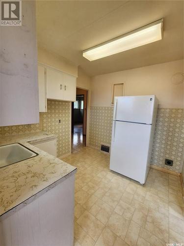 1304 Wolseley Avenue, Grenfell, SK - Indoor Photo Showing Kitchen