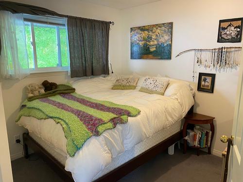 2101 Fort Sheppard Drive, Nelson, BC - Indoor Photo Showing Bedroom
