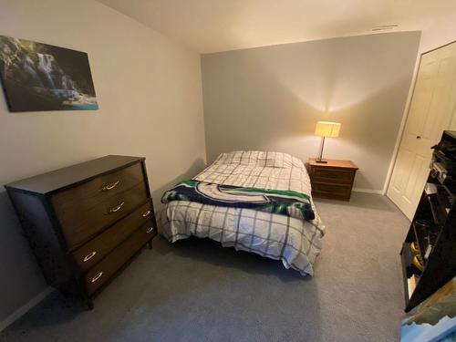 2101 Fort Sheppard Drive, Nelson, BC - Indoor Photo Showing Bedroom