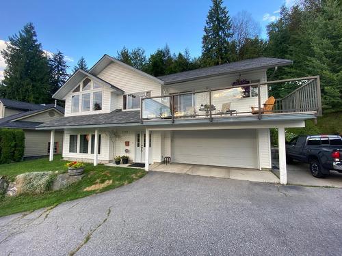 2101 Fort Sheppard Drive, Nelson, BC - Outdoor With Deck Patio Veranda With Facade