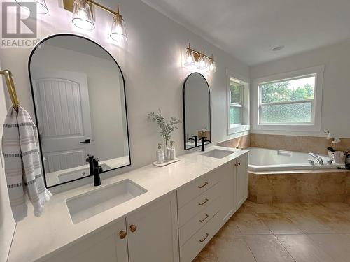 9384 Summerset Place, Prince George, BC - Indoor Photo Showing Bathroom