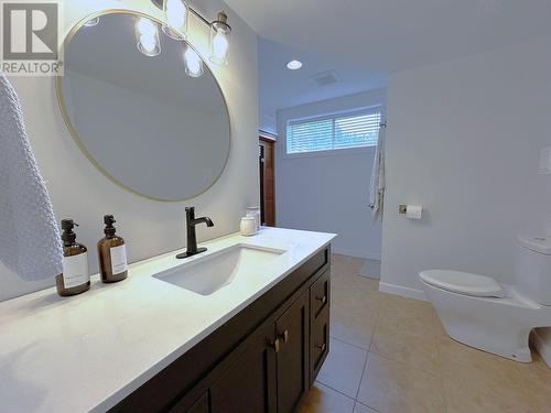 9384 Summerset Place, Prince George, BC - Indoor Photo Showing Bathroom