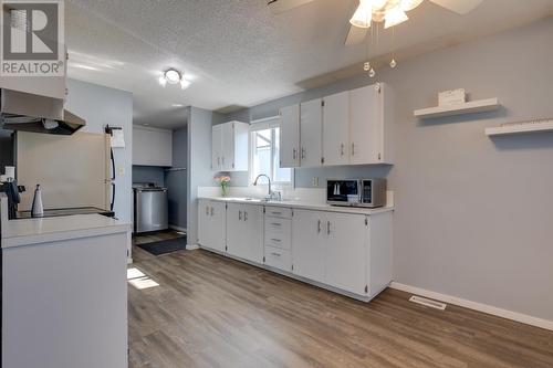 2414 Lisgar Crescent, Prince George, BC - Indoor Photo Showing Kitchen