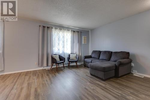 2414 Lisgar Crescent, Prince George, BC - Indoor Photo Showing Living Room