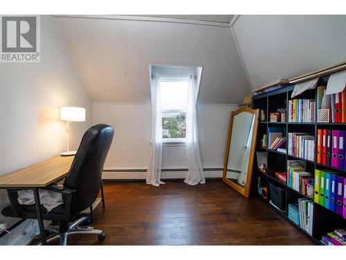 404 Townley Street, Revelstoke, BC - Indoor Photo Showing Office