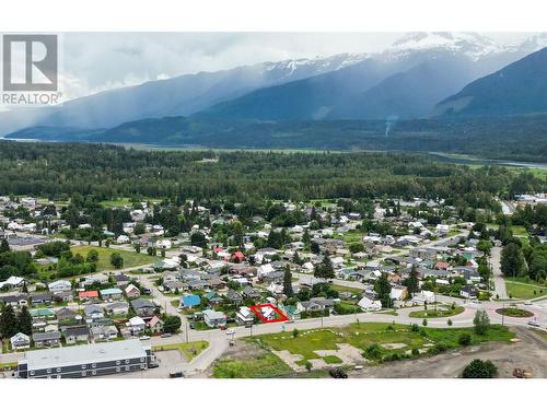 404 Townley Street, Revelstoke, BC - Outdoor With View