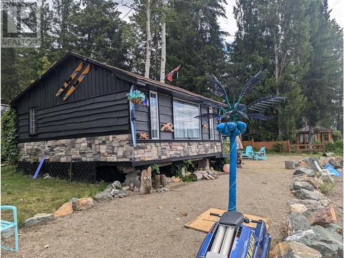 7780 Bentley Road, Anglemont, BC - Outdoor With Deck Patio Veranda