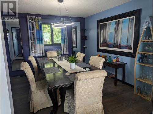 7780 Bentley Road, Anglemont, BC - Indoor Photo Showing Dining Room