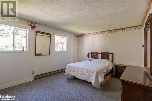 1347 Paynes Road, Tory Hill, ON - Indoor Photo Showing Bedroom