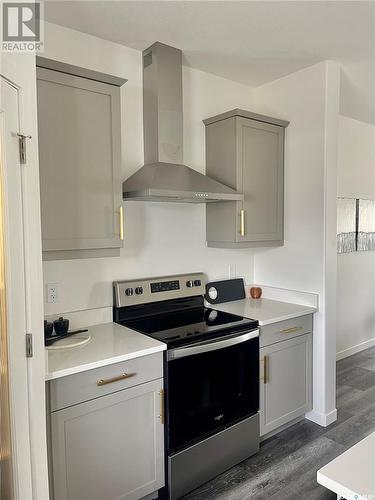 5206 Squires Road, Regina, SK - Indoor Photo Showing Kitchen