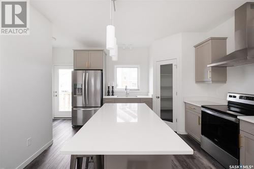 5206 Squires Road, Regina, SK - Indoor Photo Showing Kitchen