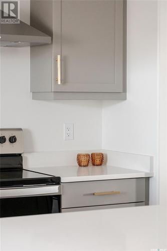 5206 Squires Road, Regina, SK - Indoor Photo Showing Kitchen