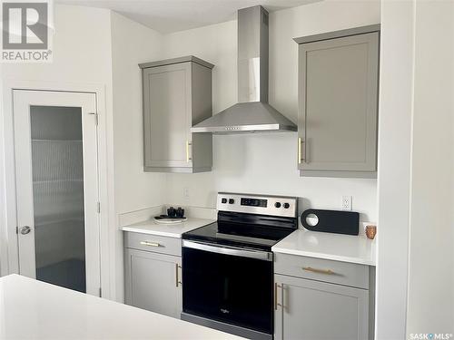 5206 Squires Road, Regina, SK - Indoor Photo Showing Kitchen