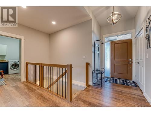 918 9 Avenue, Vernon, BC - Indoor Photo Showing Other Room