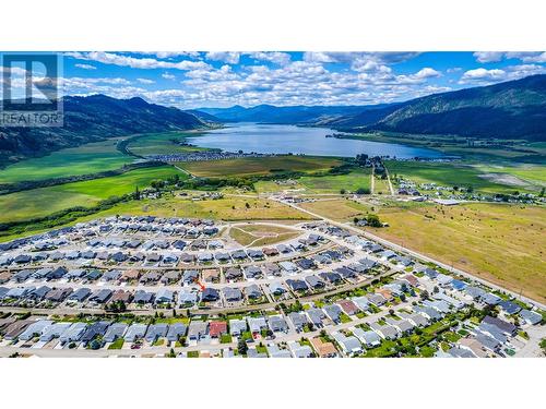 918 9 Avenue, Vernon, BC - Outdoor With Body Of Water With View