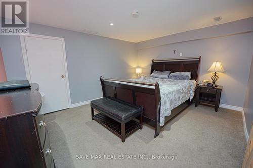 51 Almond Road, London, ON - Indoor Photo Showing Bedroom