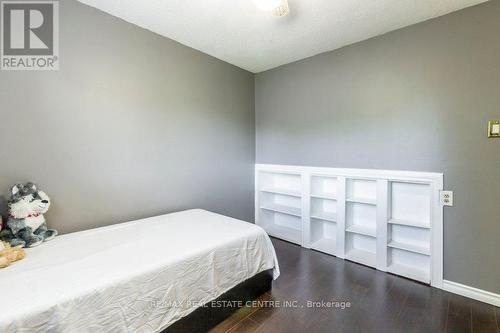 M7 - 444 Stone Church Road W, Hamilton, ON - Indoor Photo Showing Bedroom