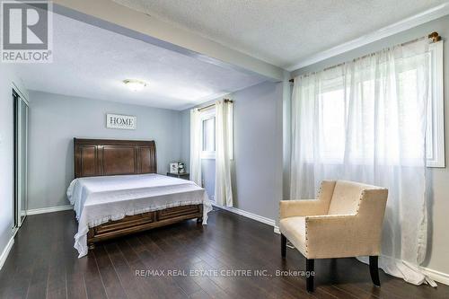 M7 - 444 Stone Church Road W, Hamilton (Gilkson), ON - Indoor Photo Showing Bedroom