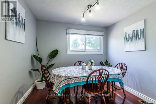 M7 - 444 Stone Church Road W, Hamilton (Gilkson), ON - Indoor Photo Showing Dining Room