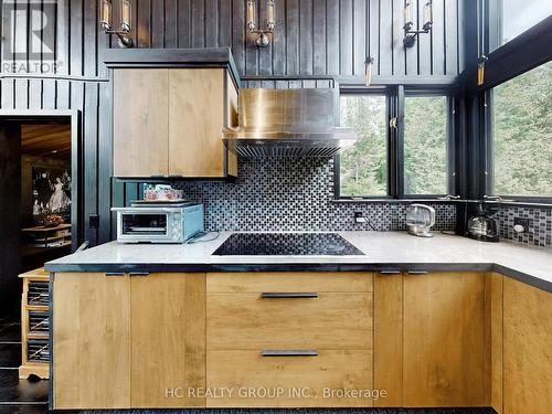 7779 Concession 2, Uxbridge, ON - Indoor Photo Showing Kitchen