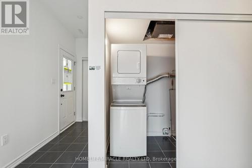 6 - 23 Hay Lane, Barrie, ON - Indoor Photo Showing Laundry Room