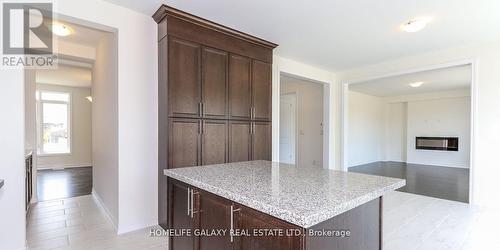 12 Rosanne Circle, Wasaga Beach, ON - Indoor Photo Showing Kitchen