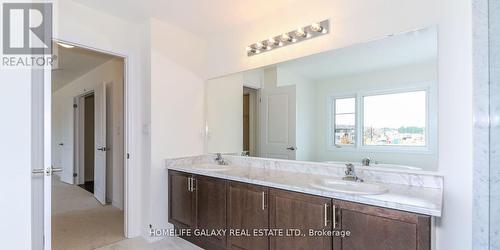 12 Rosanne Circle, Wasaga Beach, ON - Indoor Photo Showing Bathroom